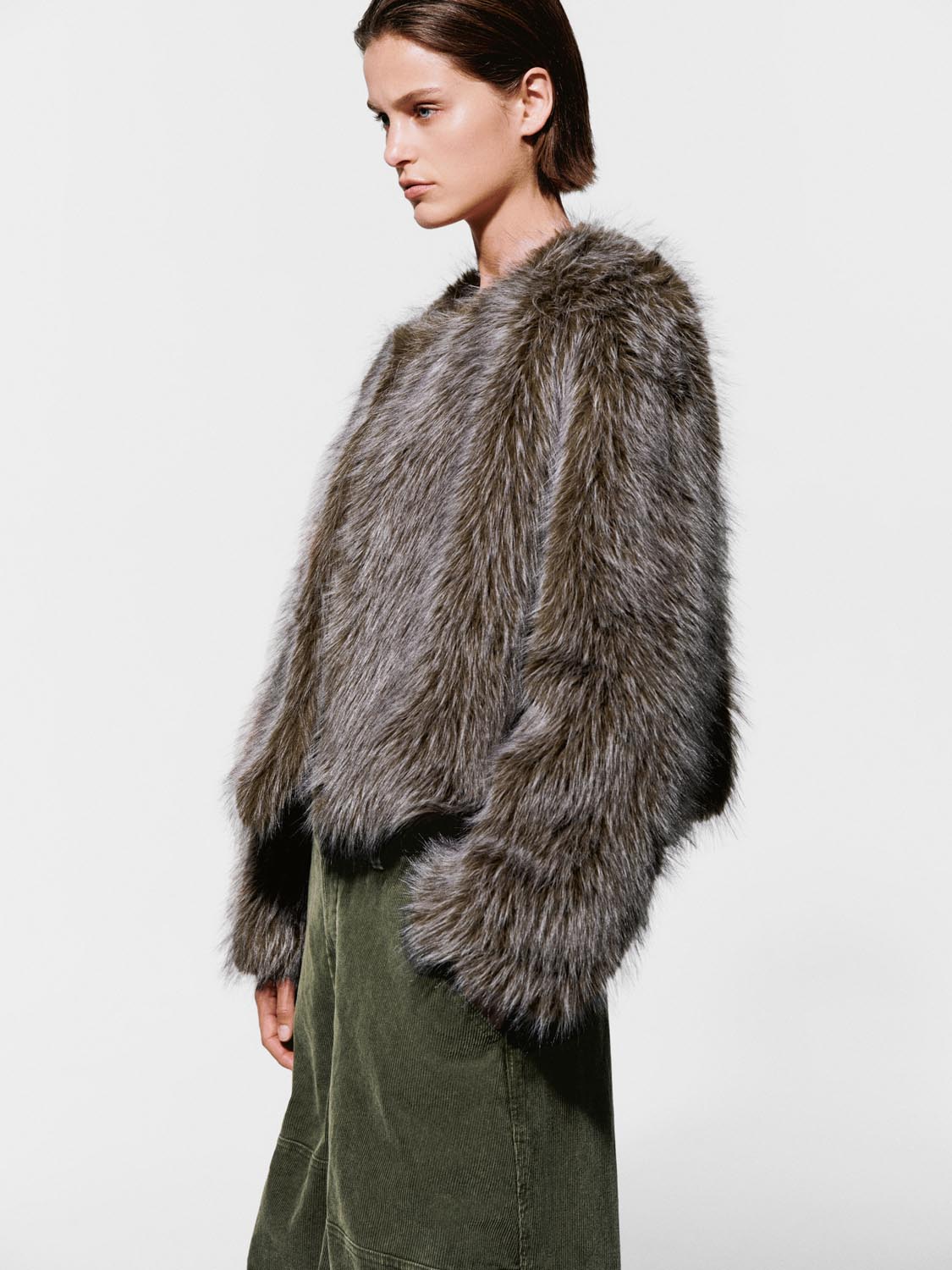 Crew Neck Fluffy Faux Fur Coats