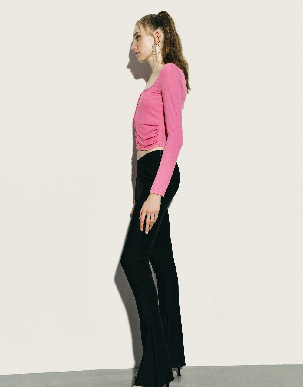 Ruched Crew Neck Knitted Top