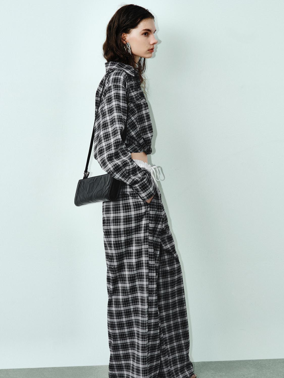 Overhead Cropped Shirts