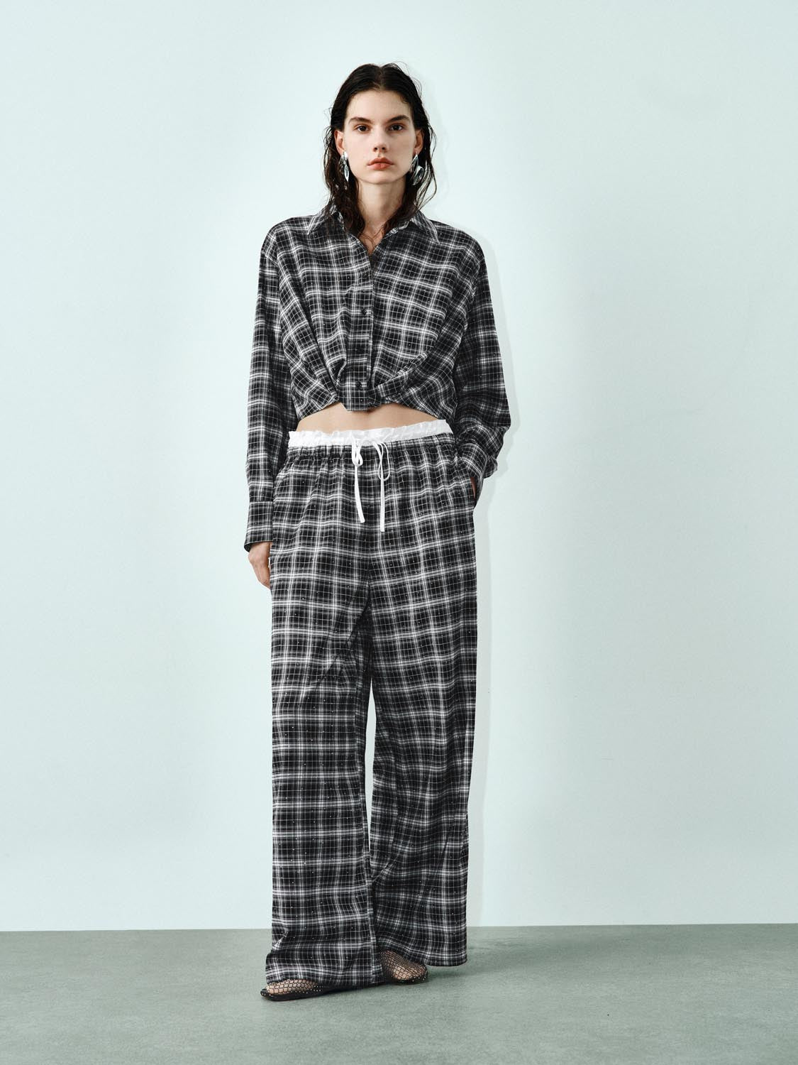 Overhead Cropped Shirts
