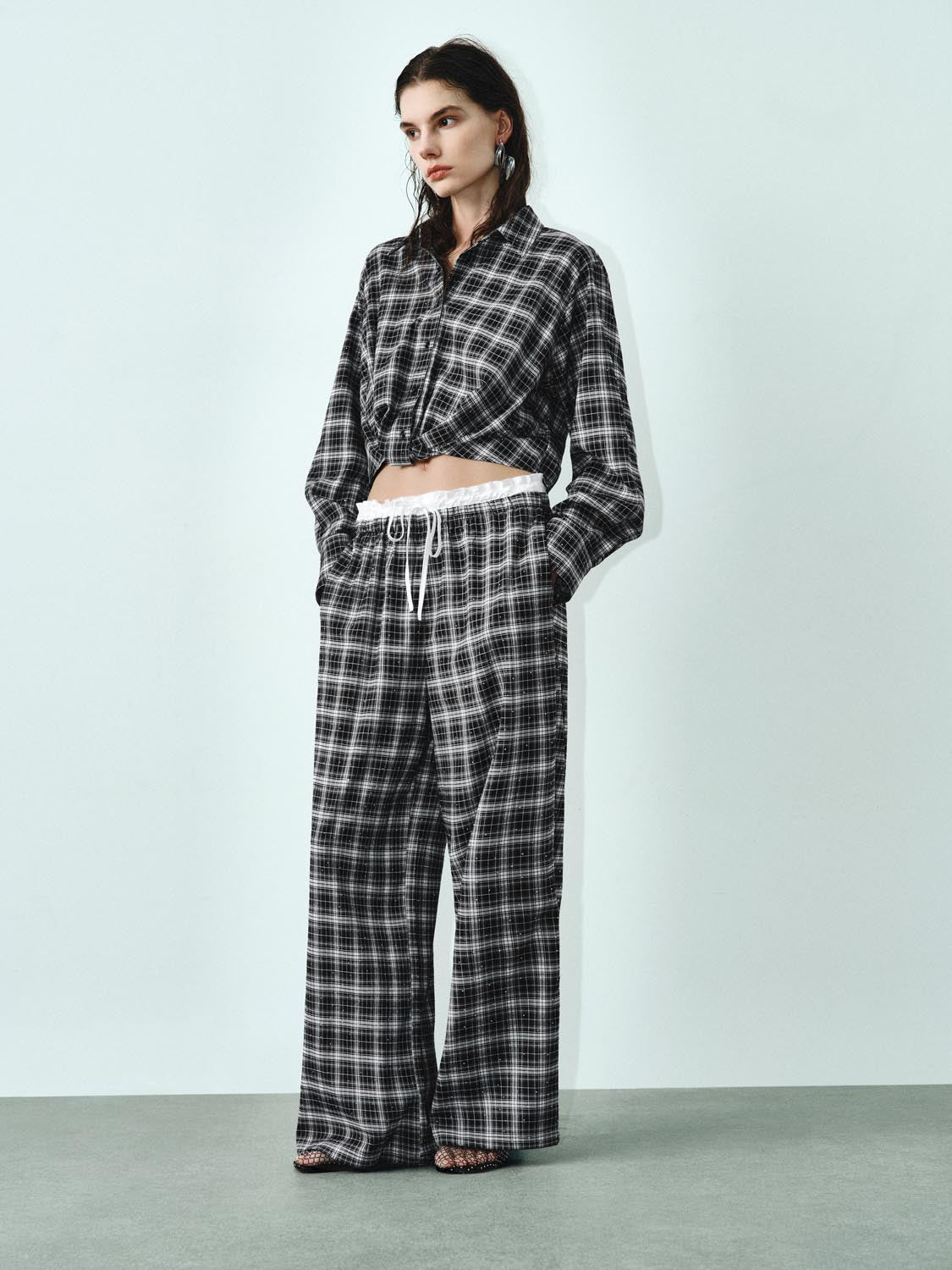 Overhead Cropped Shirts