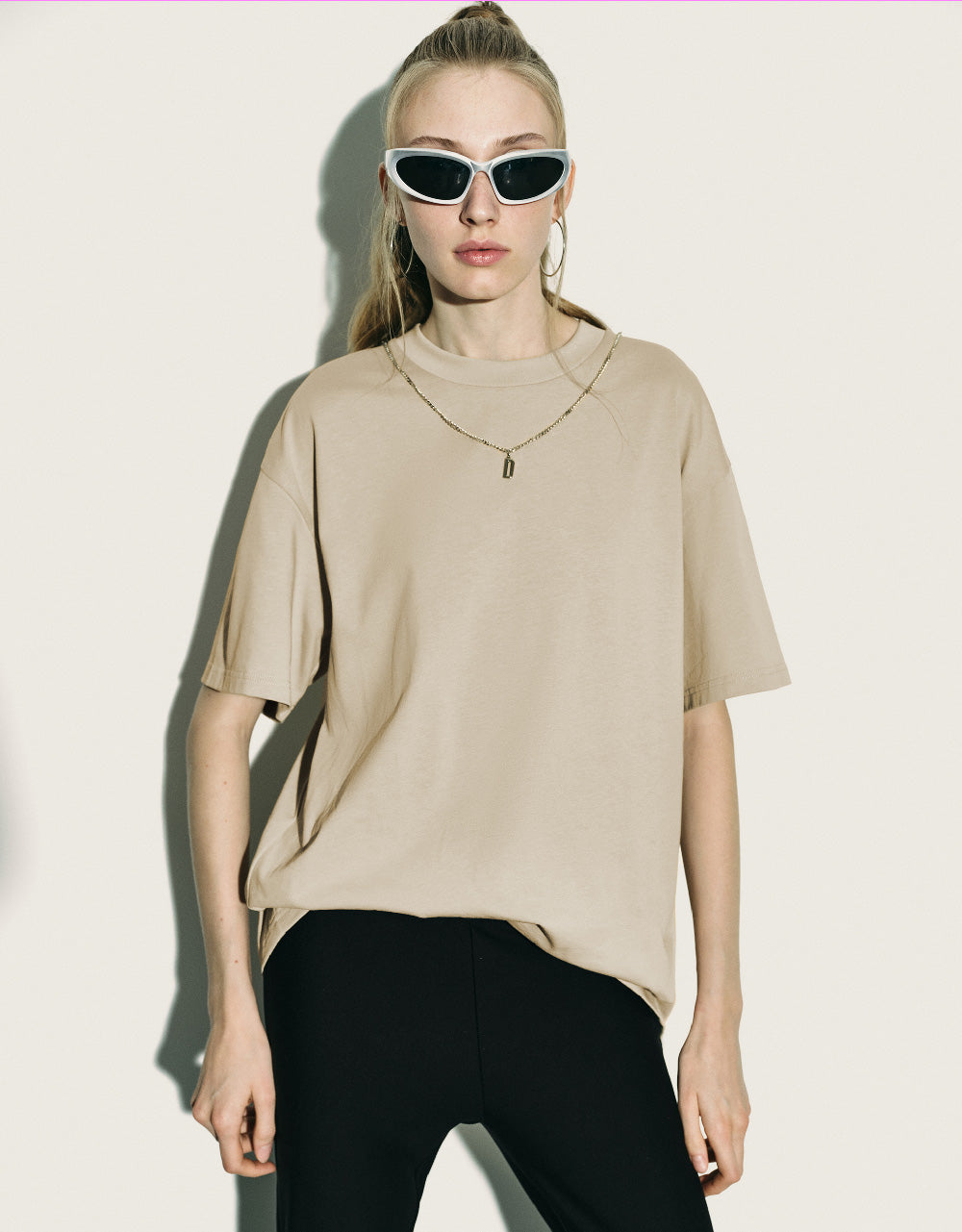 Regular T-Shirt With Necklace