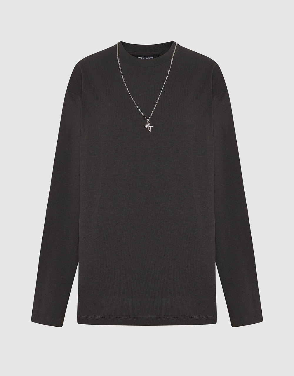 Crew Neck Loose T-Shirt With Necklace