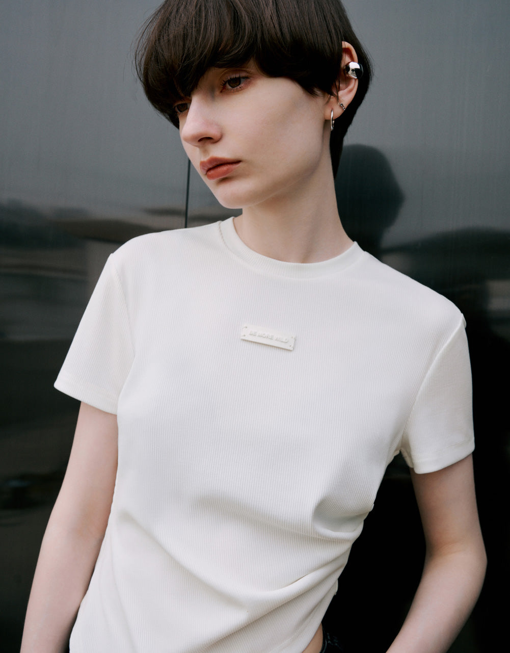 Asymmetric Label Décor T-Shirt