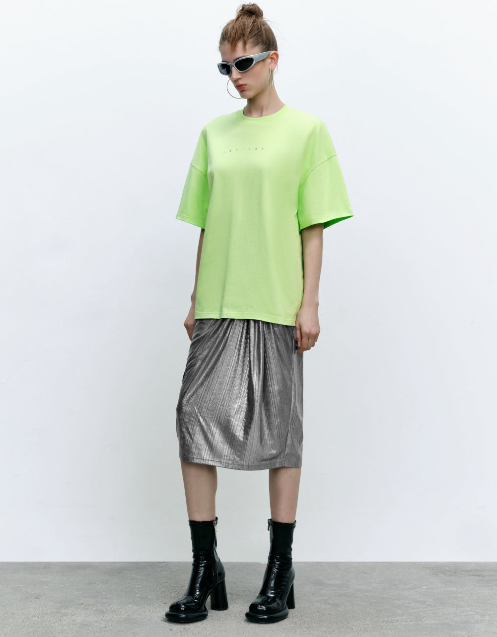 Metallic Ruched Straight Skirt