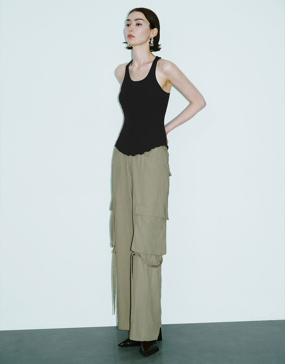 Multi-Pocket Wide-Leg Pants