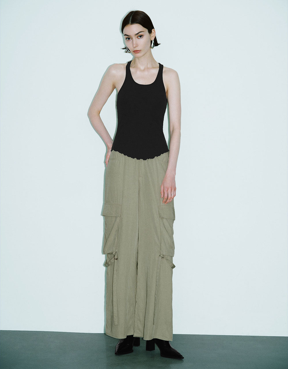 Multi-Pocket Wide-Leg Pants