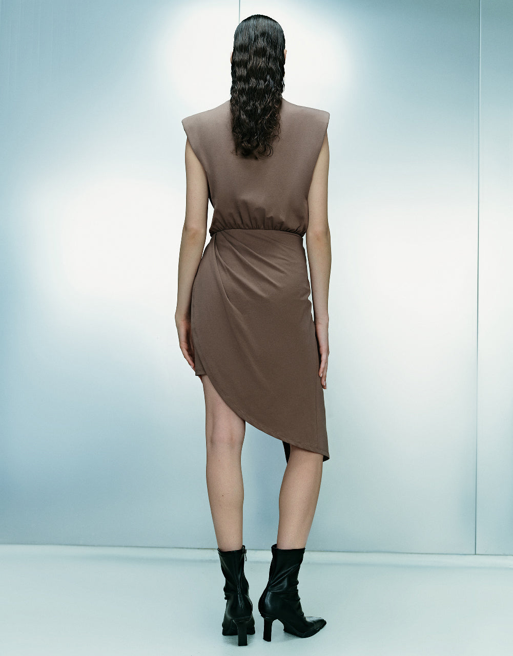 Sleeveless Skinny-Fit Dress