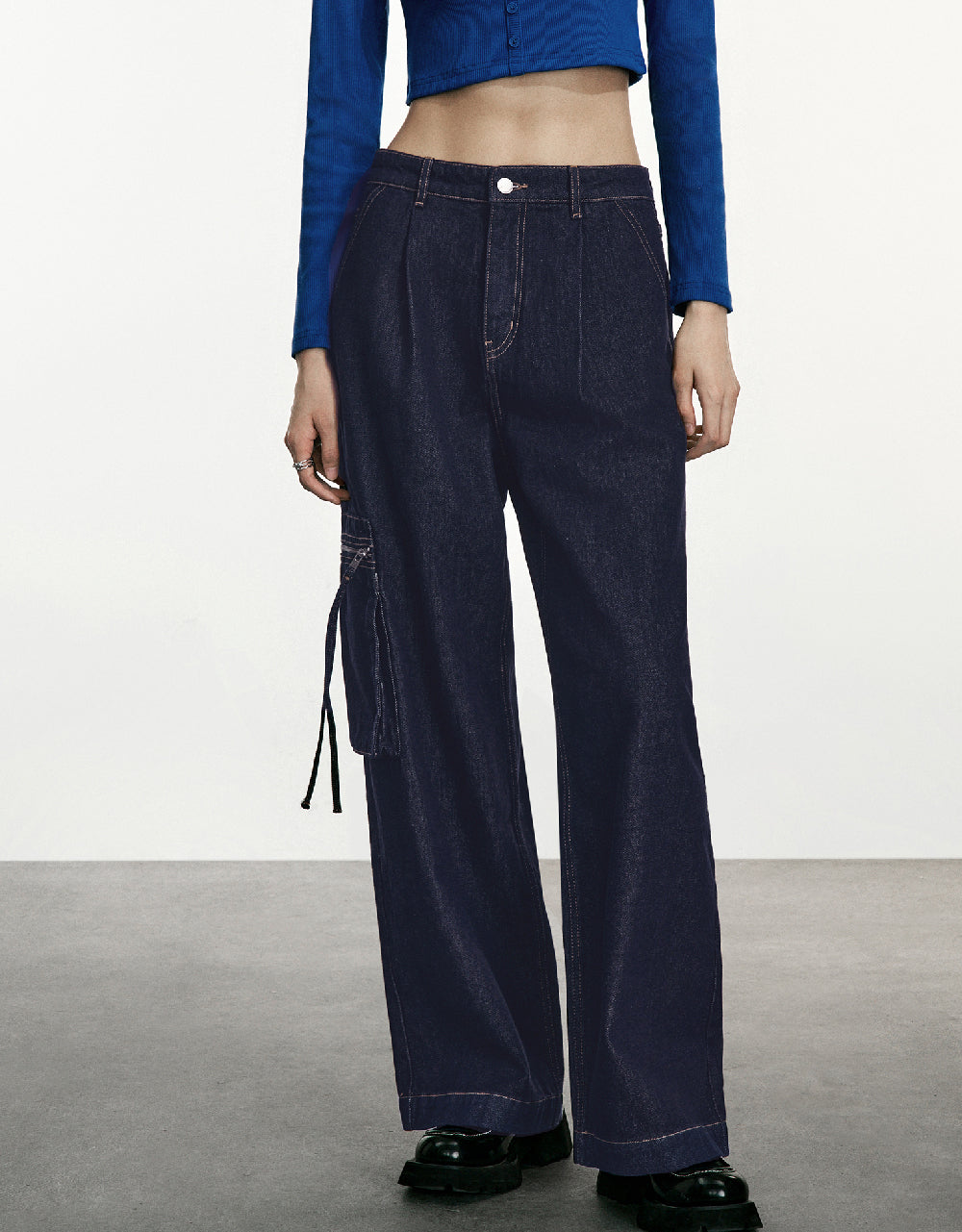 Wide-Leg Jeans