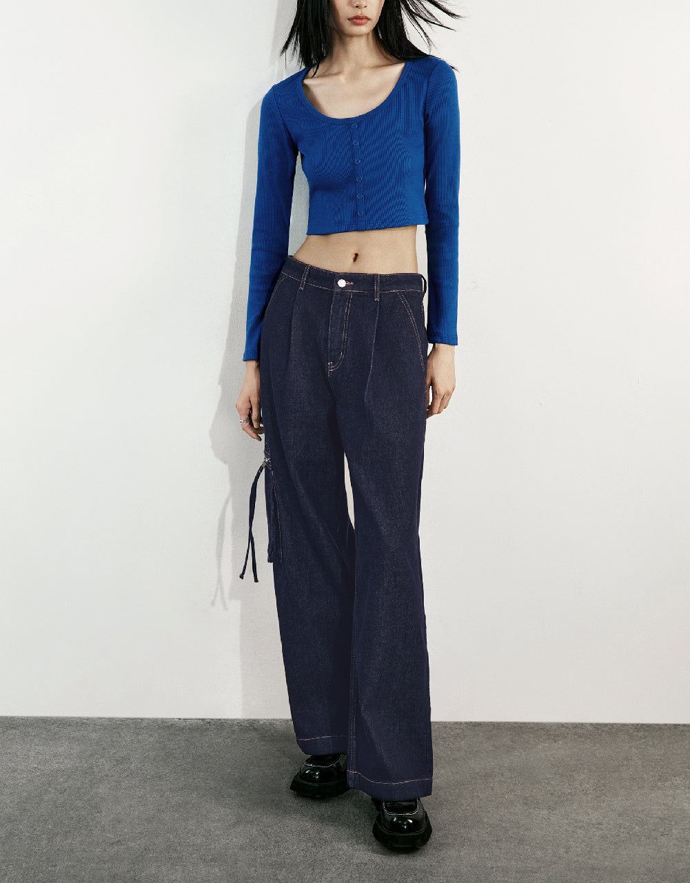 Wide-Leg Jeans