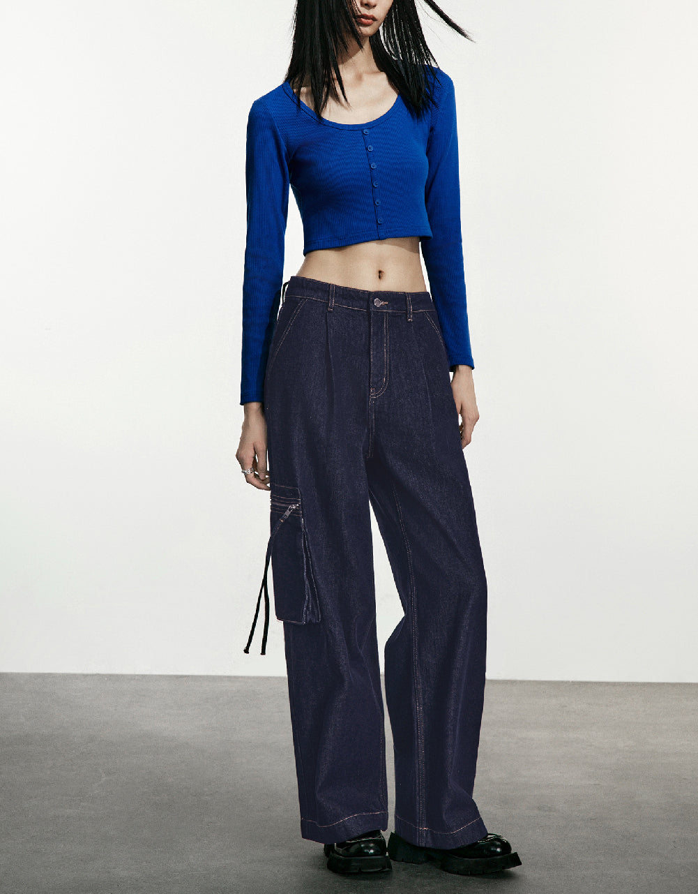 Wide-Leg Jeans
