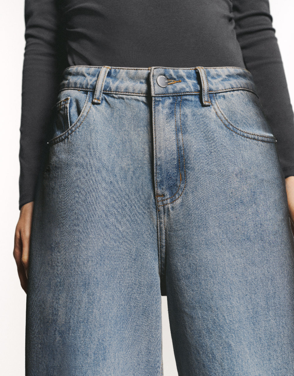 Two-Toned Wide-Leg Jeans