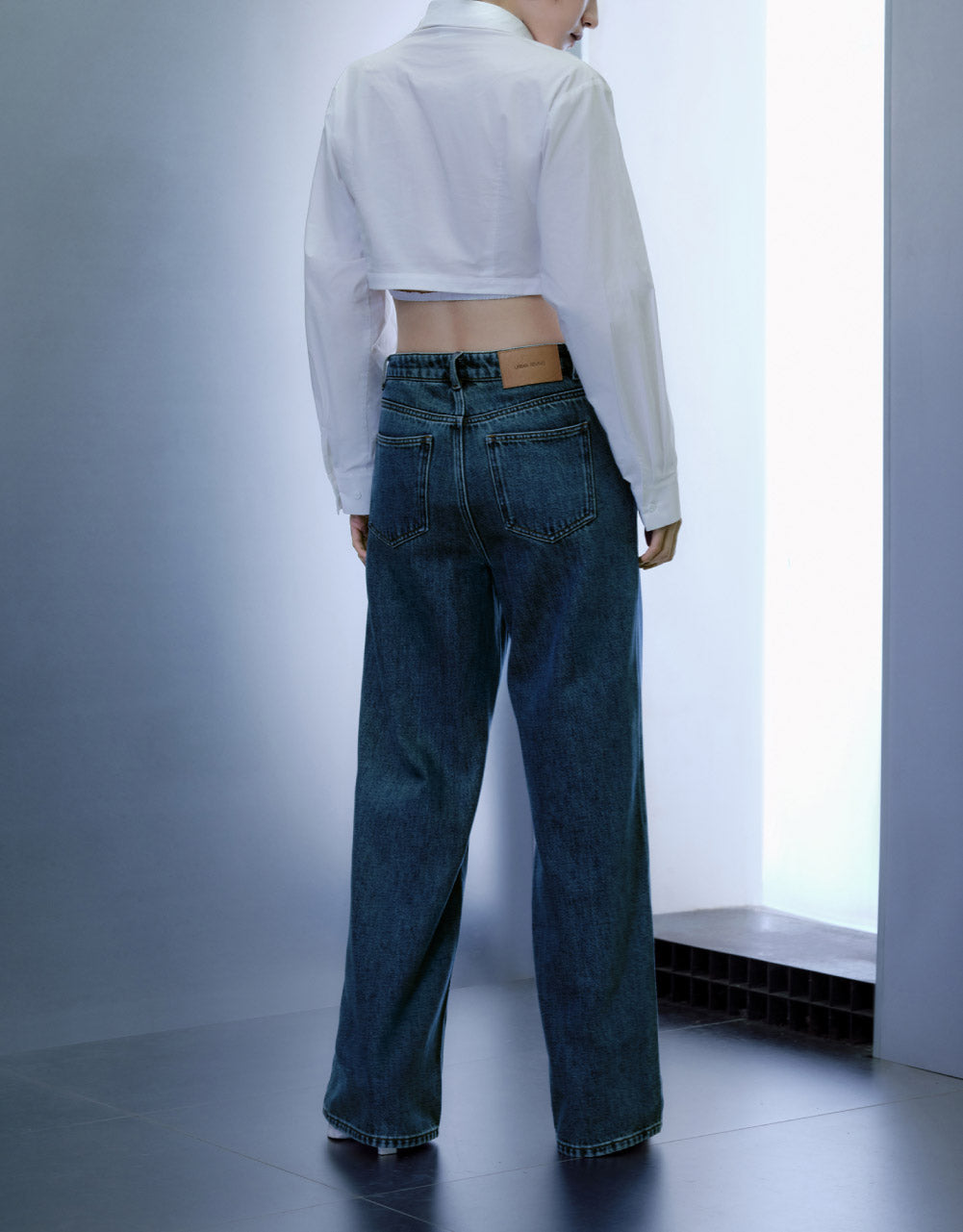 Wide-Leg Jeans
