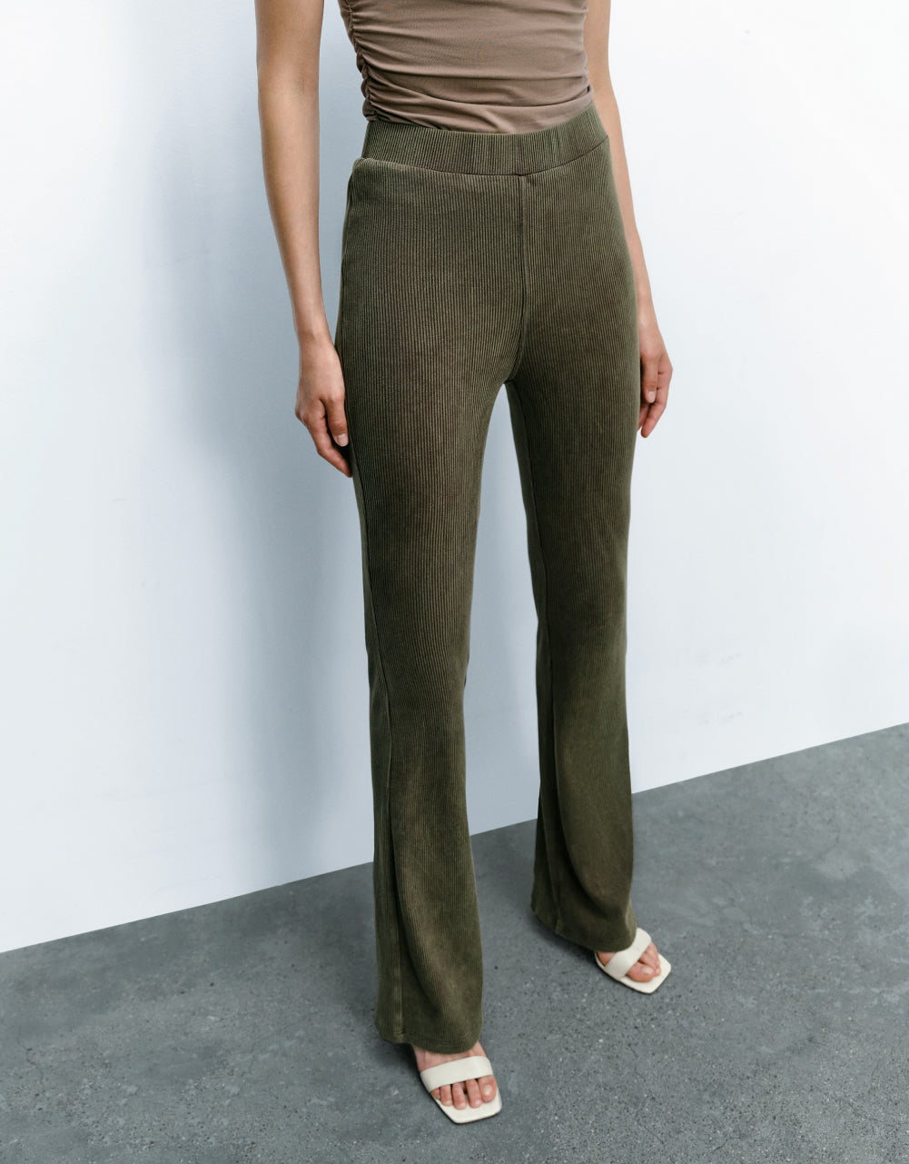 Elastic Waist Flare Jeans