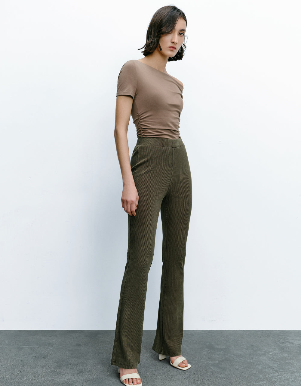 Elastic Waist Flare Jeans