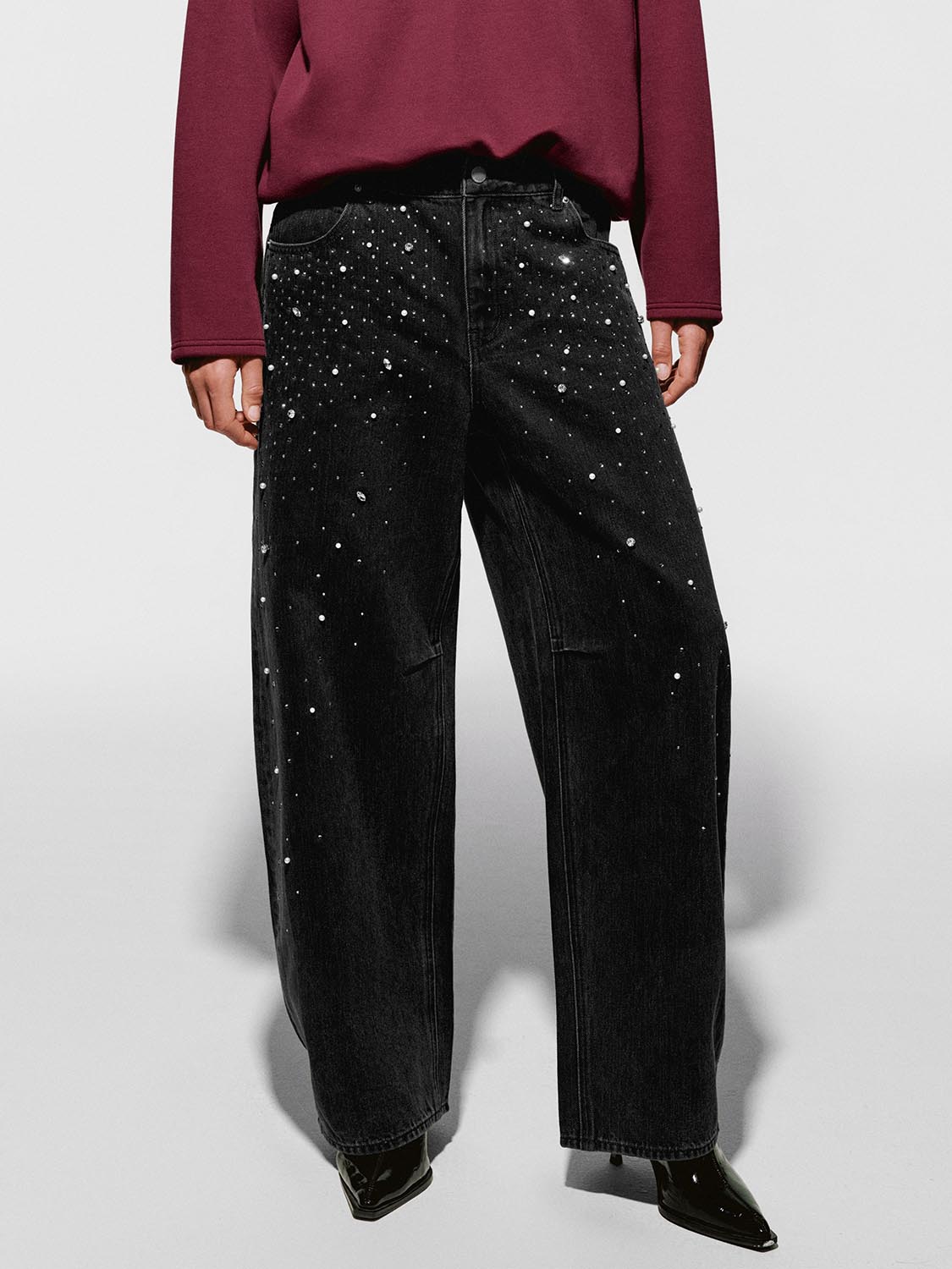 Embellished Barrel Leg Jeans