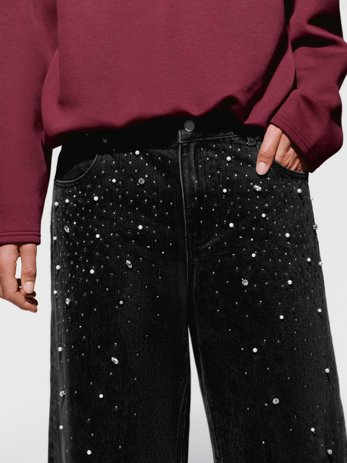 Embellished Barrel Leg Jeans
