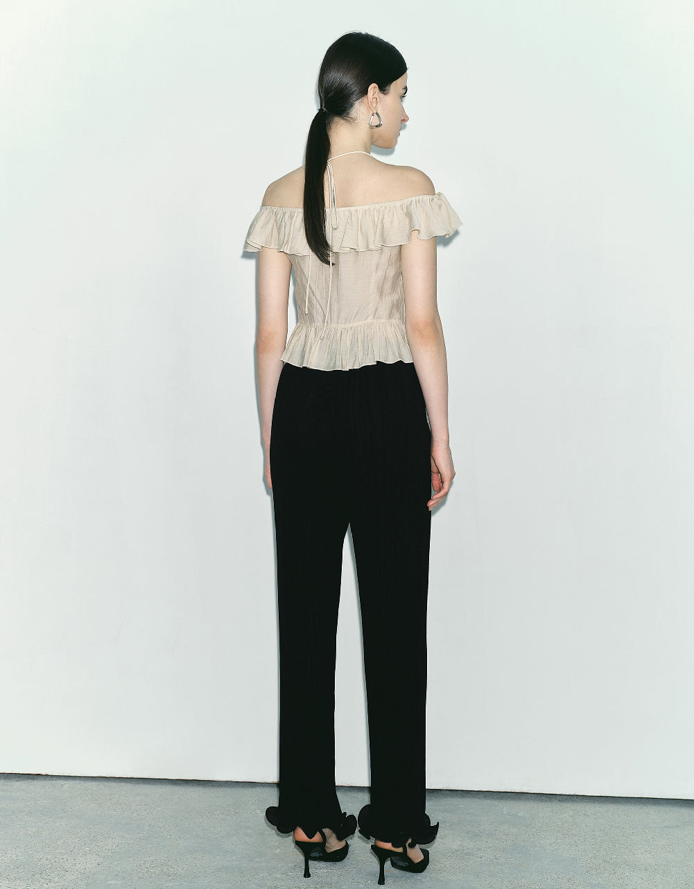Ruffle Off-Shoulder Blouse