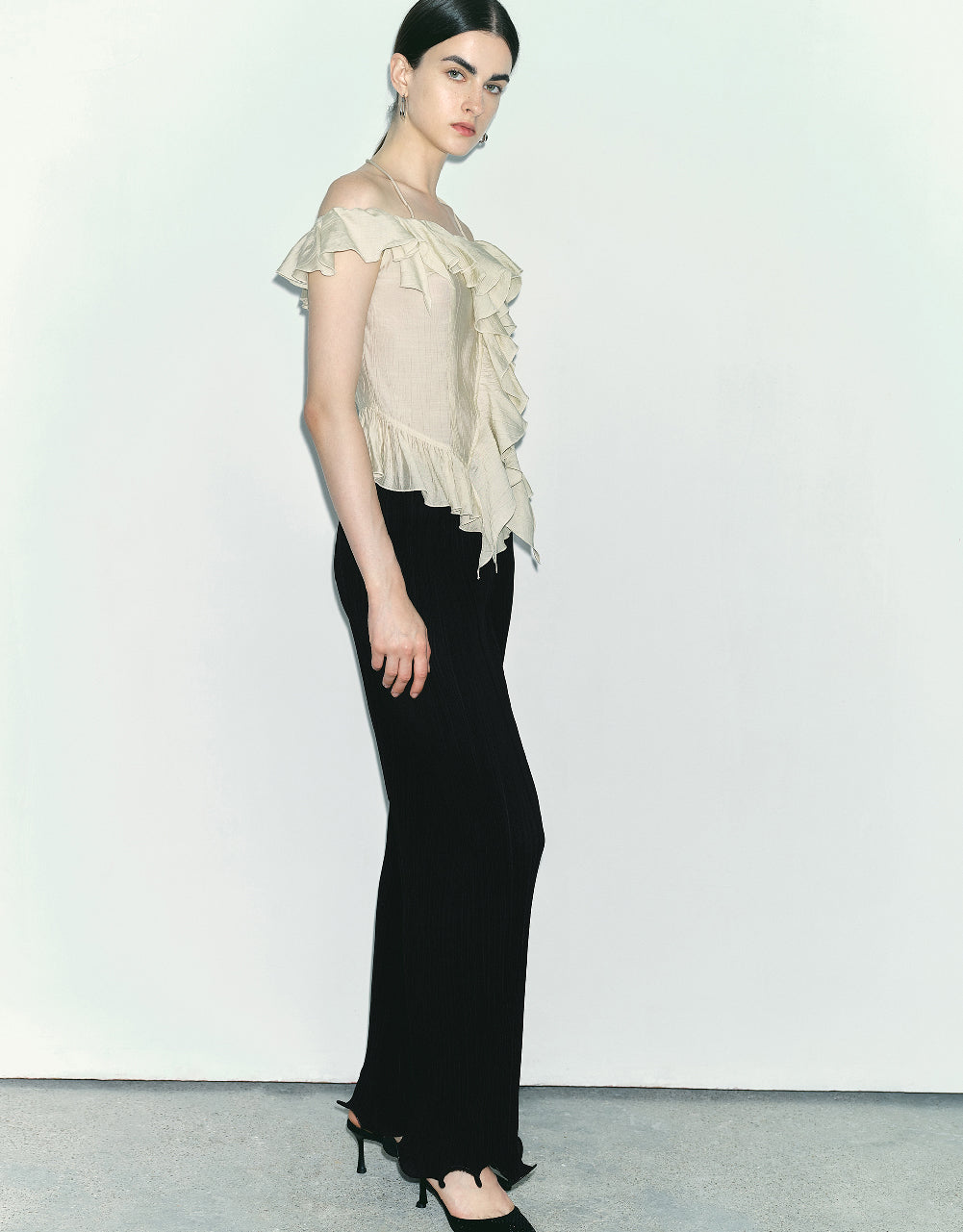 Ruffle Off-Shoulder Blouse