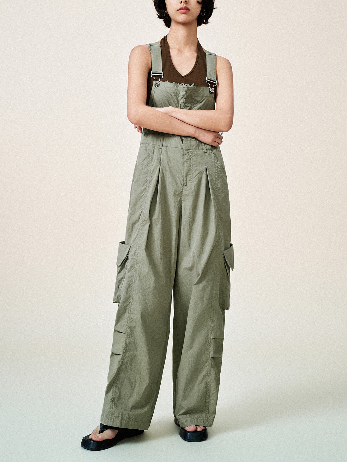 Multi Pocket Loose Jumpsuit