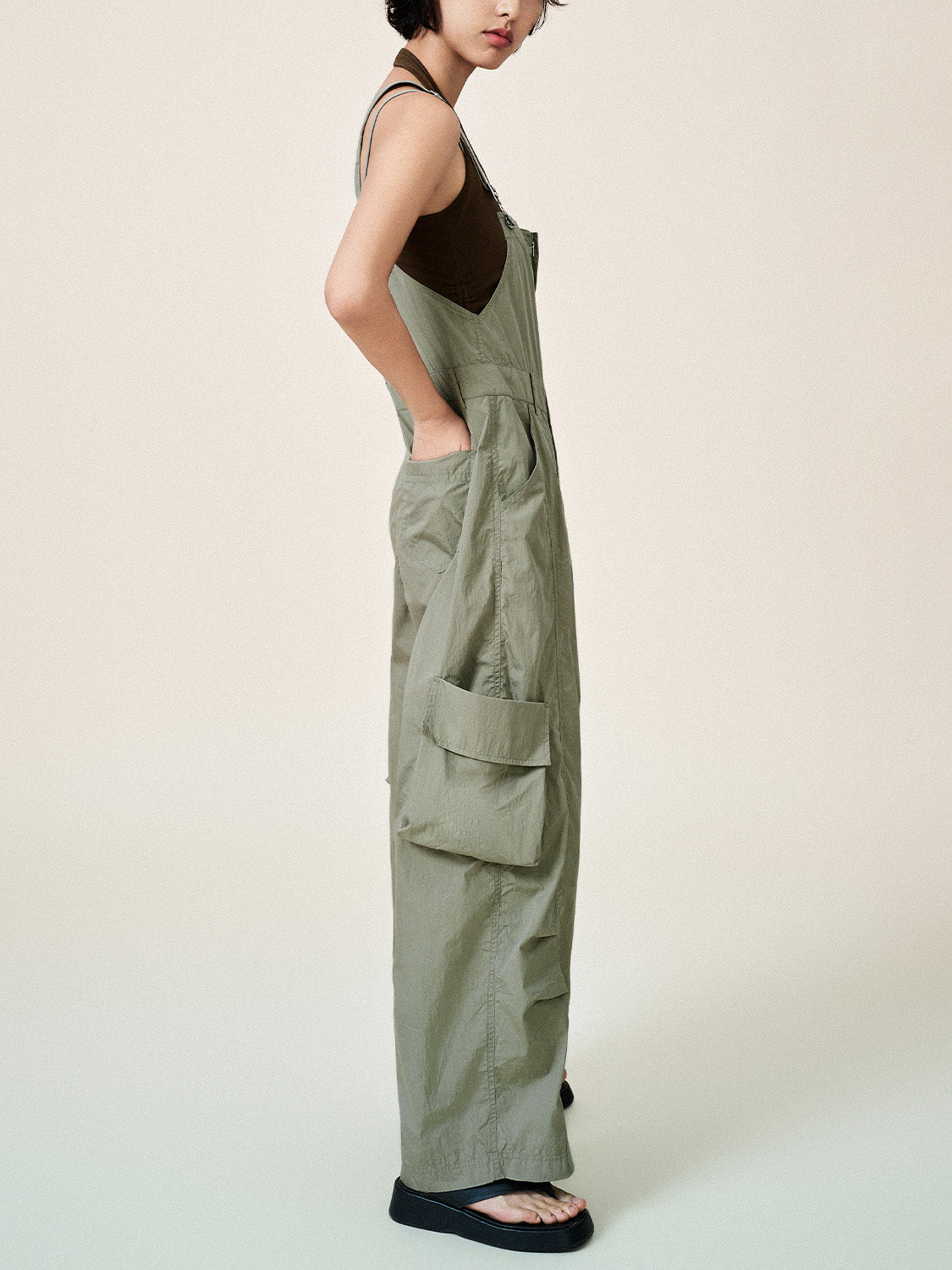 Multi Pocket Loose Jumpsuit