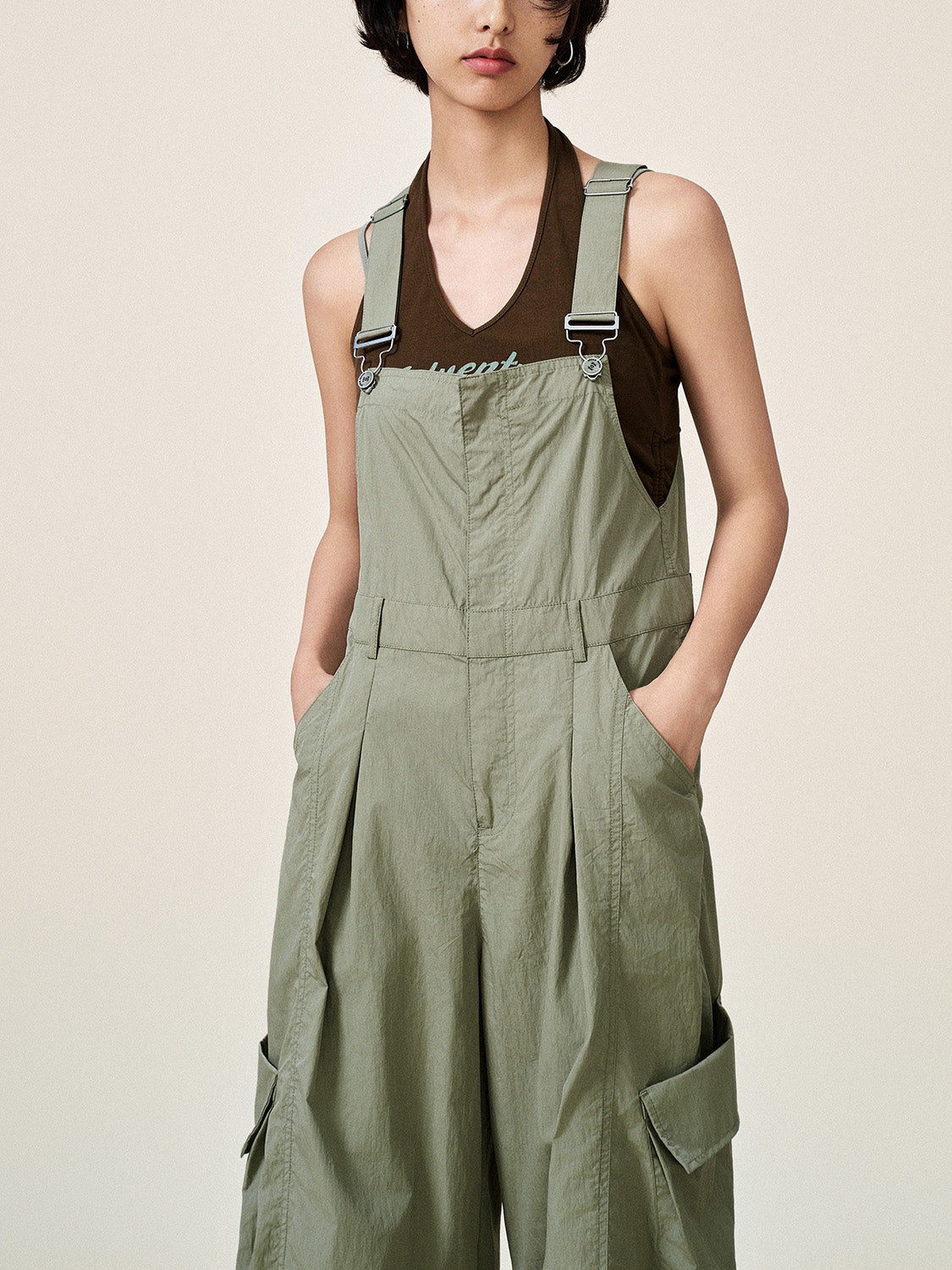 Multi Pocket Loose Jumpsuit