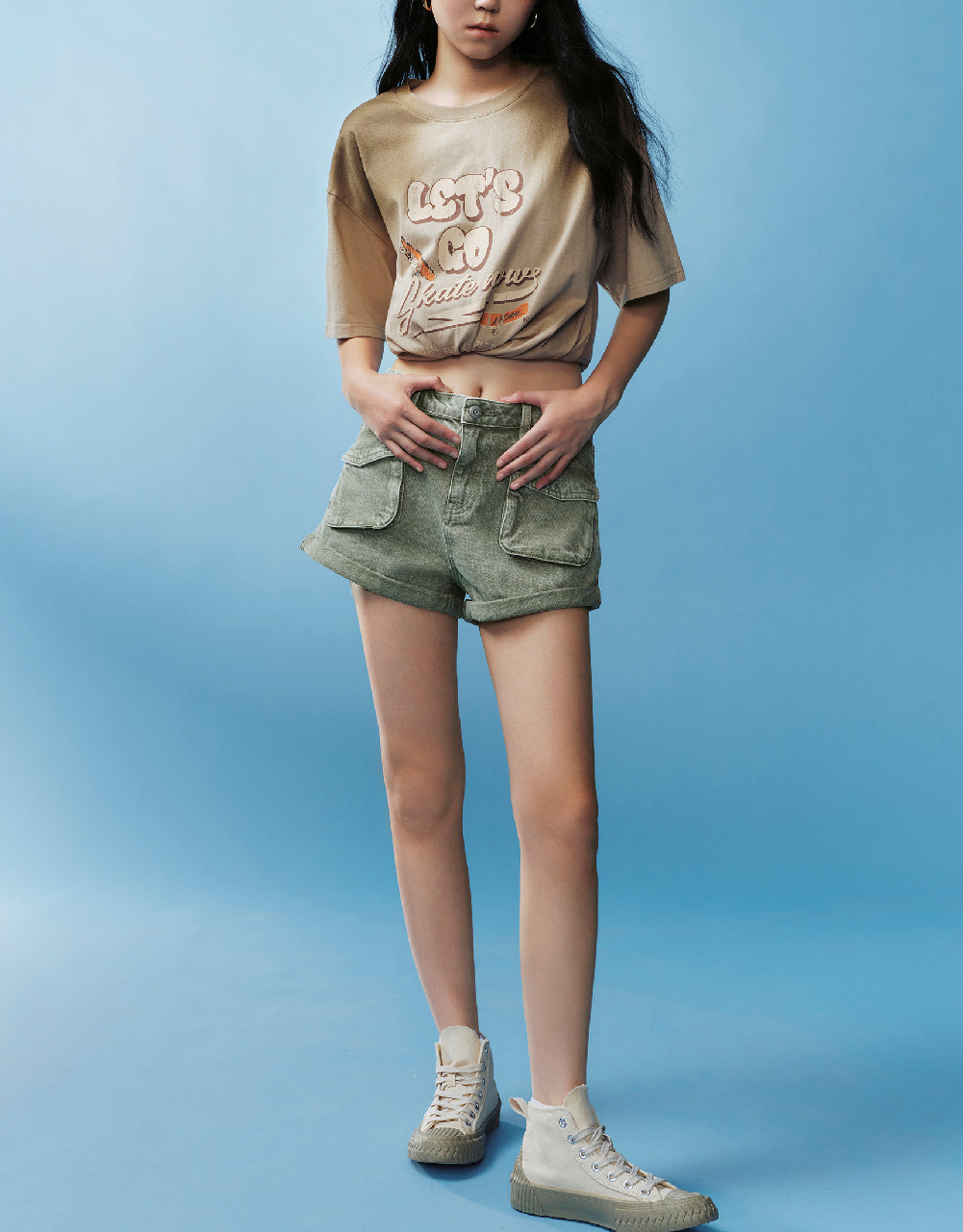 Front Pockets Denim Shorts