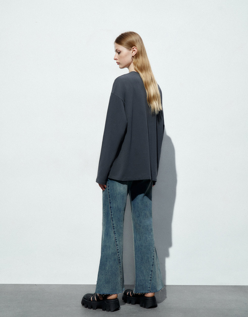Raw Hem Flare Jeans