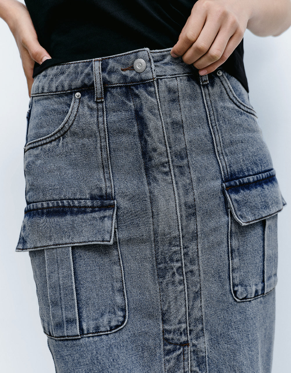 Multi-Pocket Midi Denim Skirt