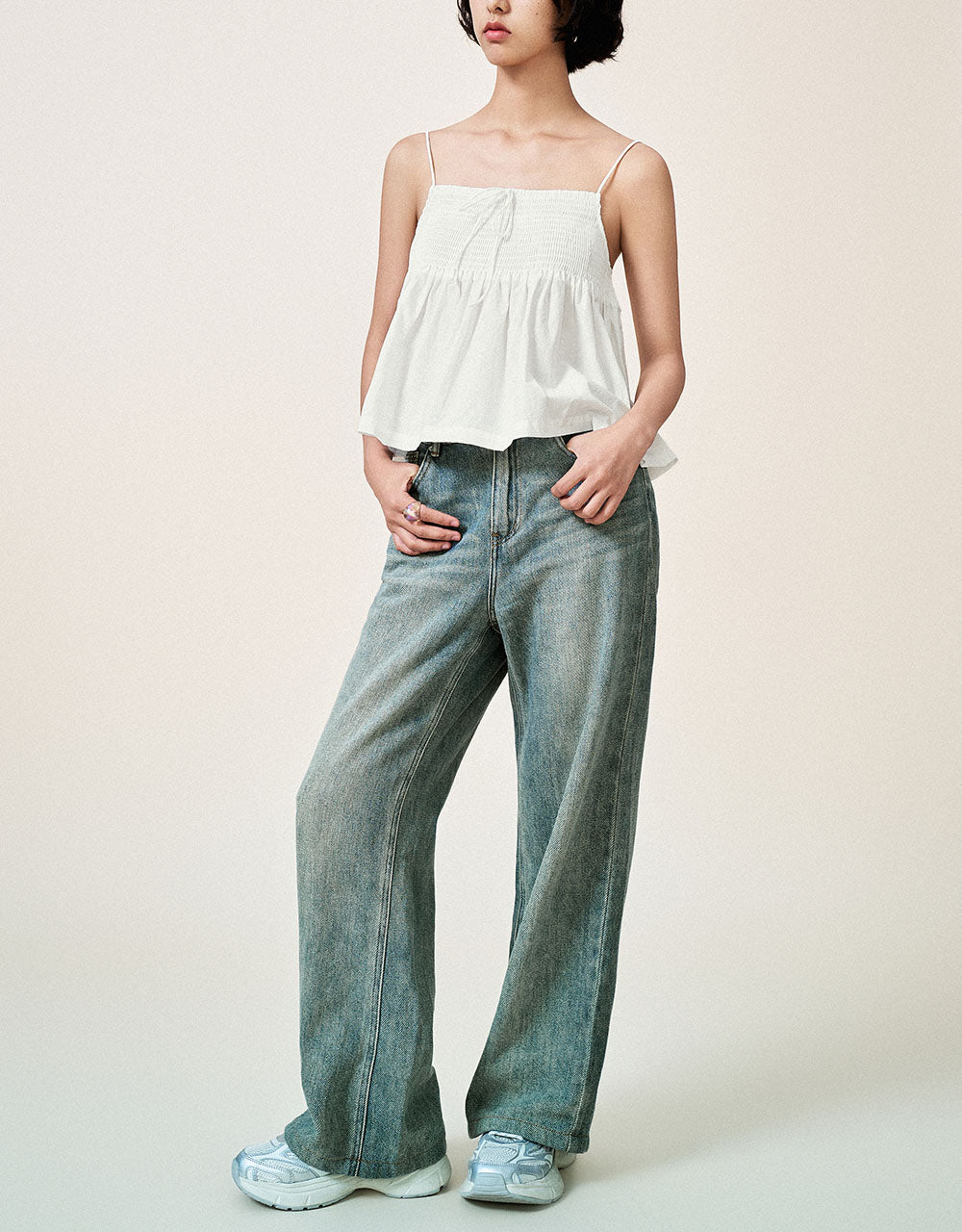 Wide-Leg Jeans