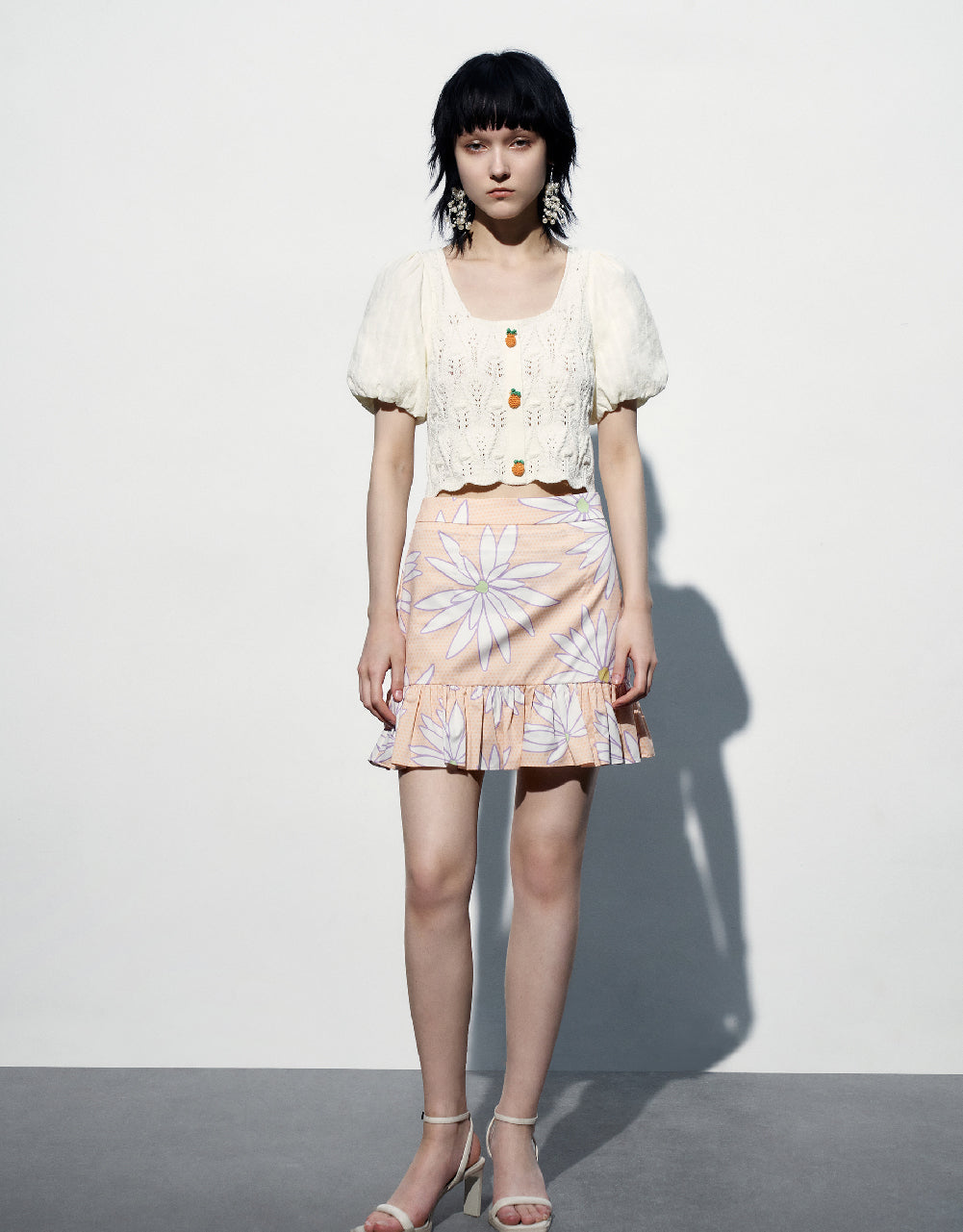 Carrot Button Knitted T-Shirt