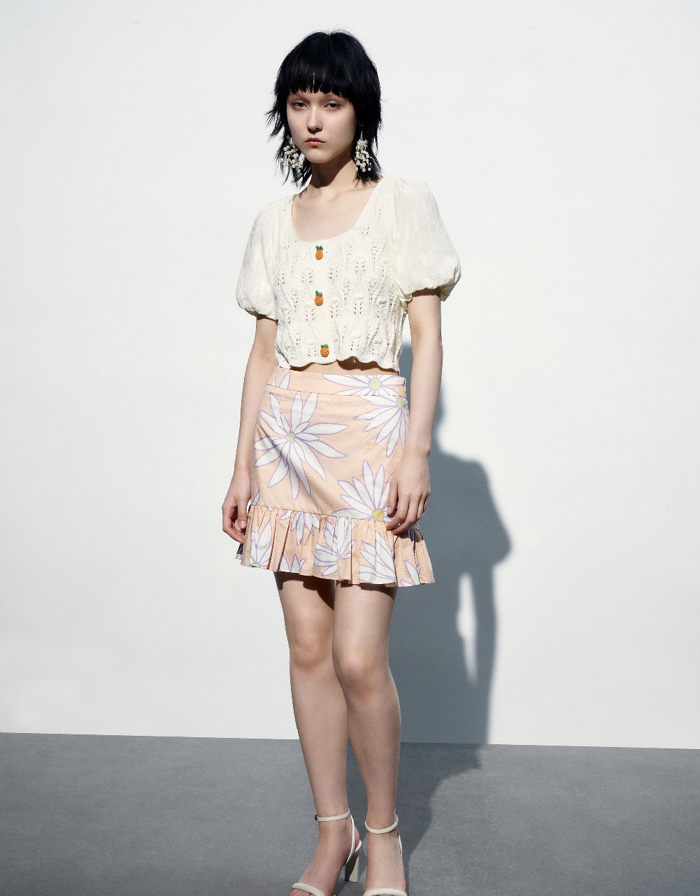 Carrot Button Knitted T-Shirt