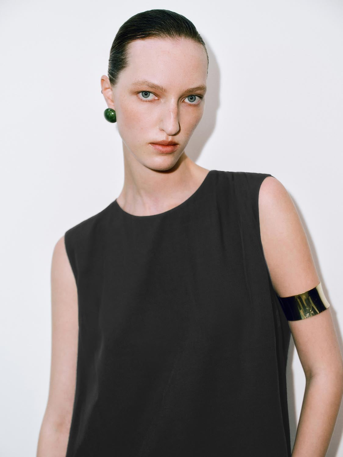 Overhead Sleeveless Shirts