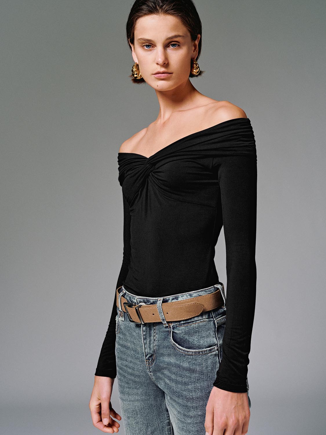 Front Knot Twist Long Sleeve T-Shirts