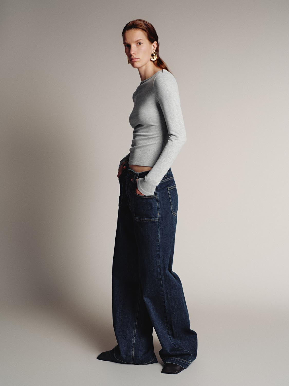 Ruched Long Flare Sleeve T-Shirts