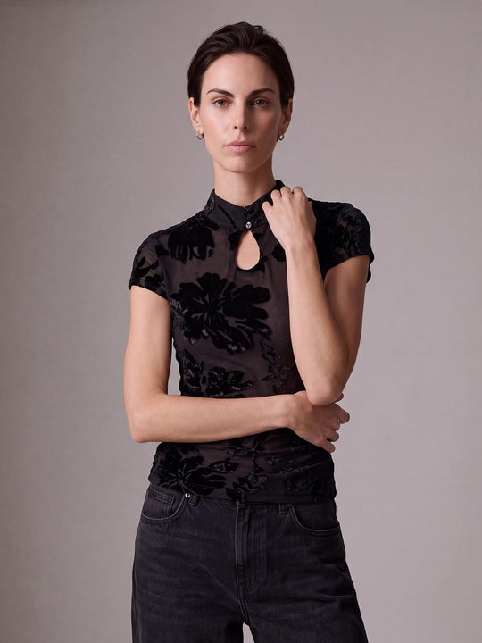 Floral Keyhole Neck Fitted Short Sleeve Blouse