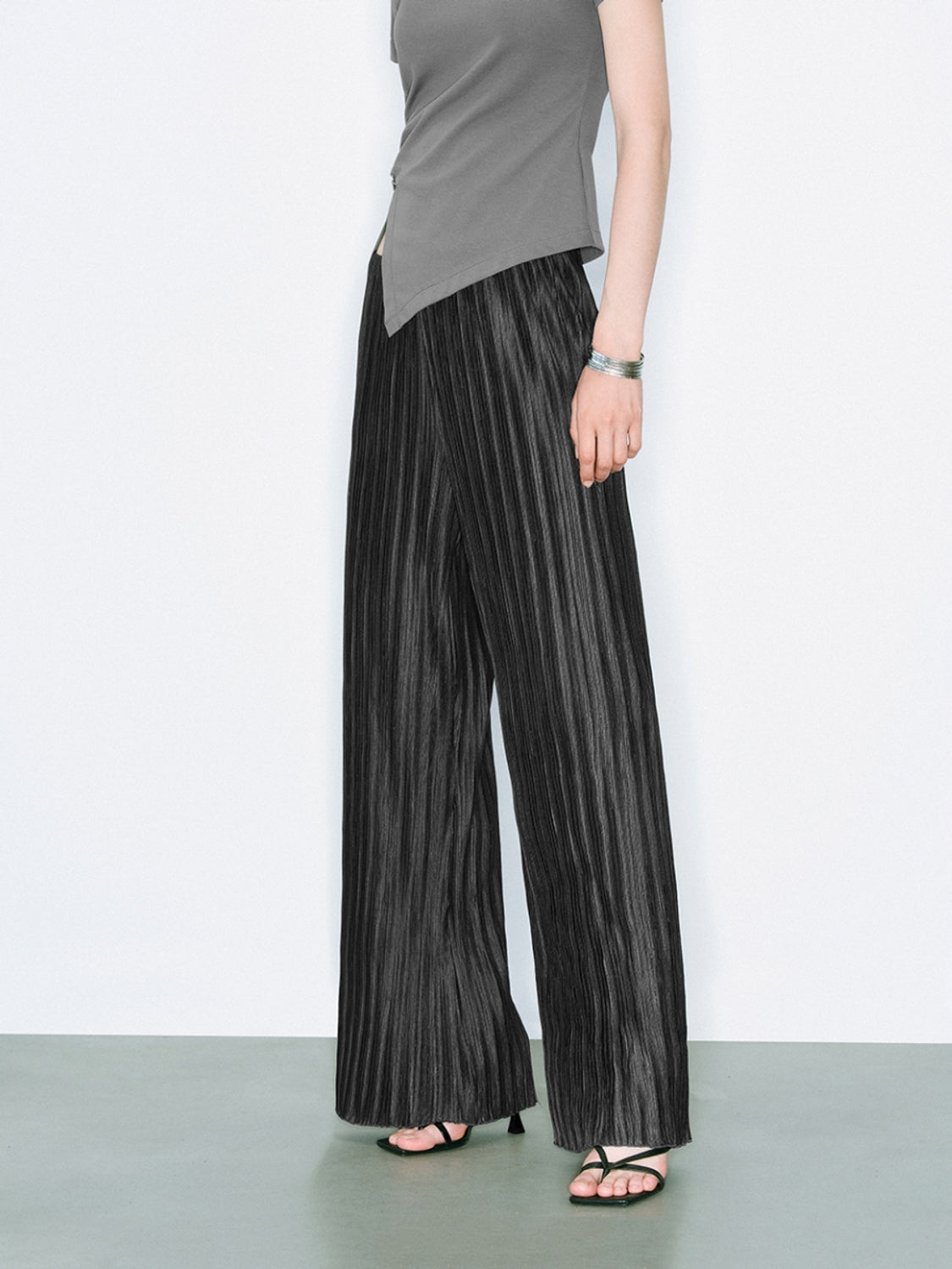 Wide-Leg Pants