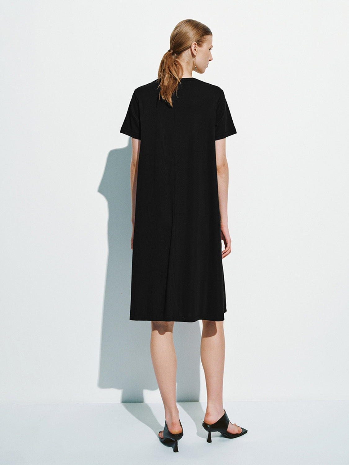 Short Sleeve Split Hem Dresses