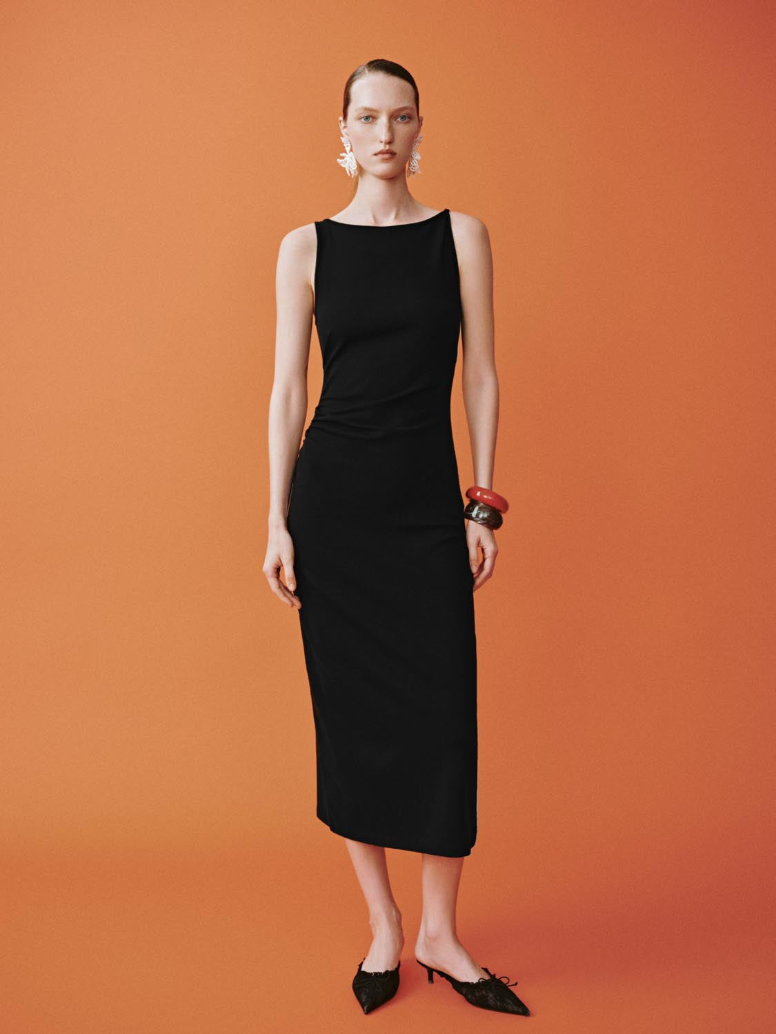 Sleeveless Skinny-Fit Dresses