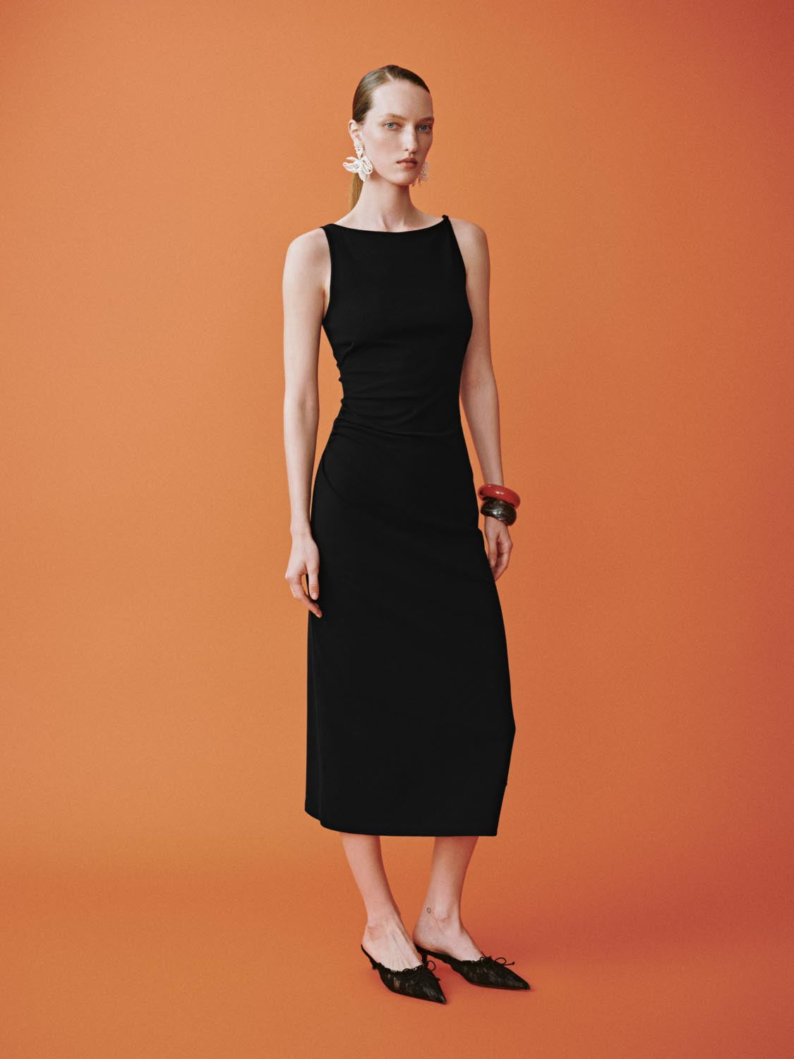 Sleeveless Skinny-Fit Dresses