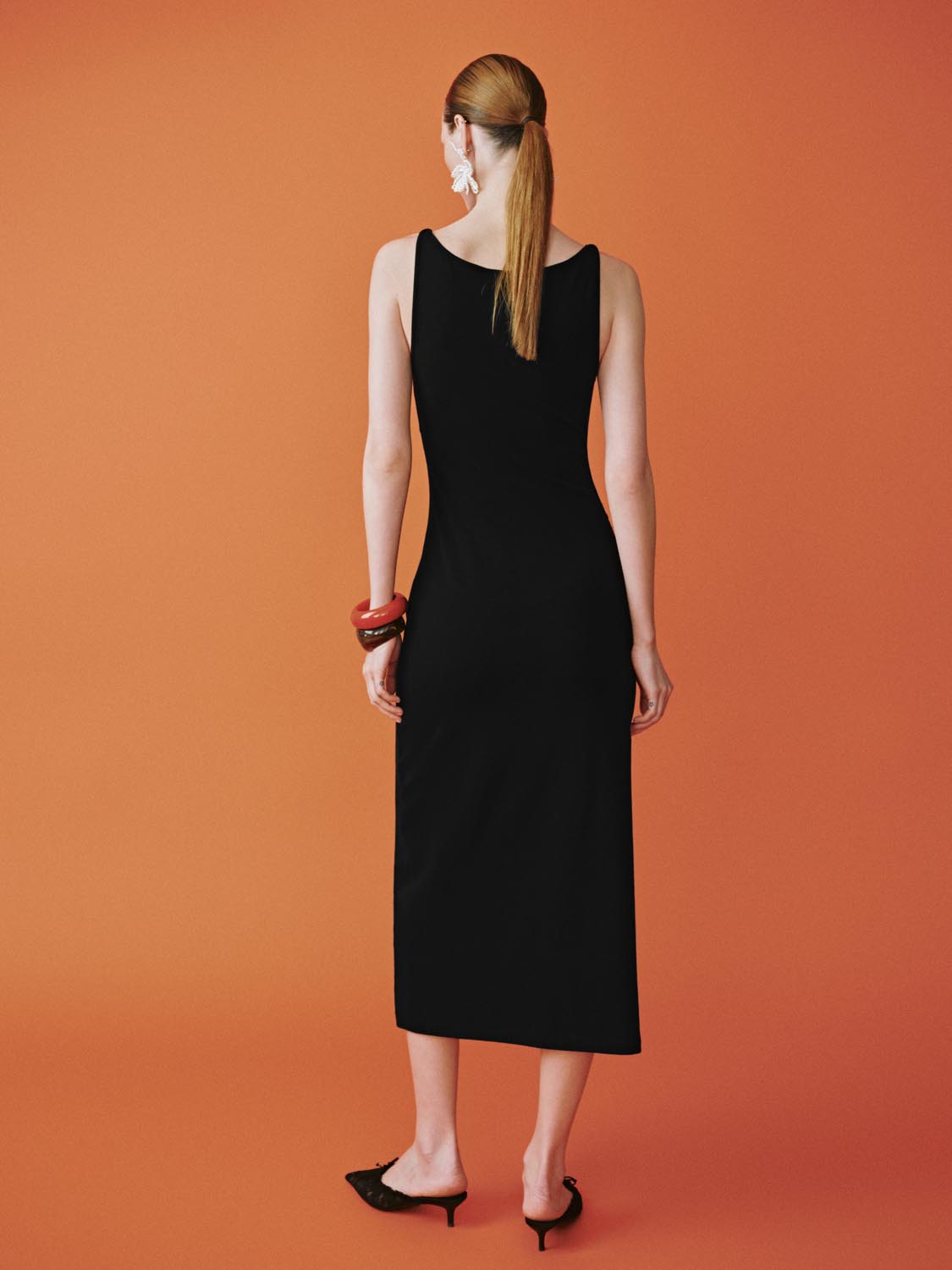 Sleeveless Skinny-Fit Dresses