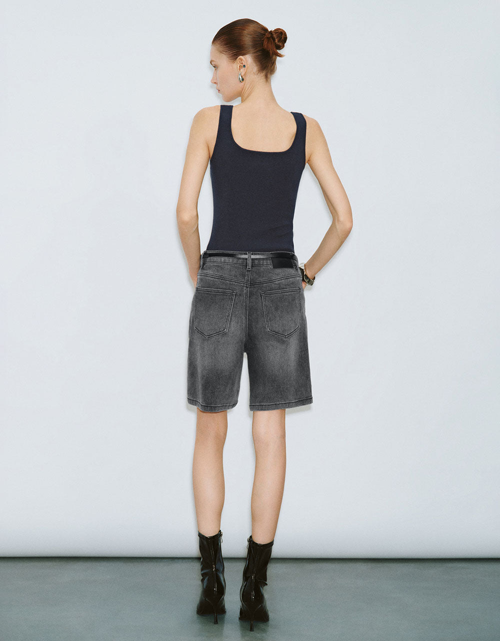 Square-cut Collar Knitted Tank Top