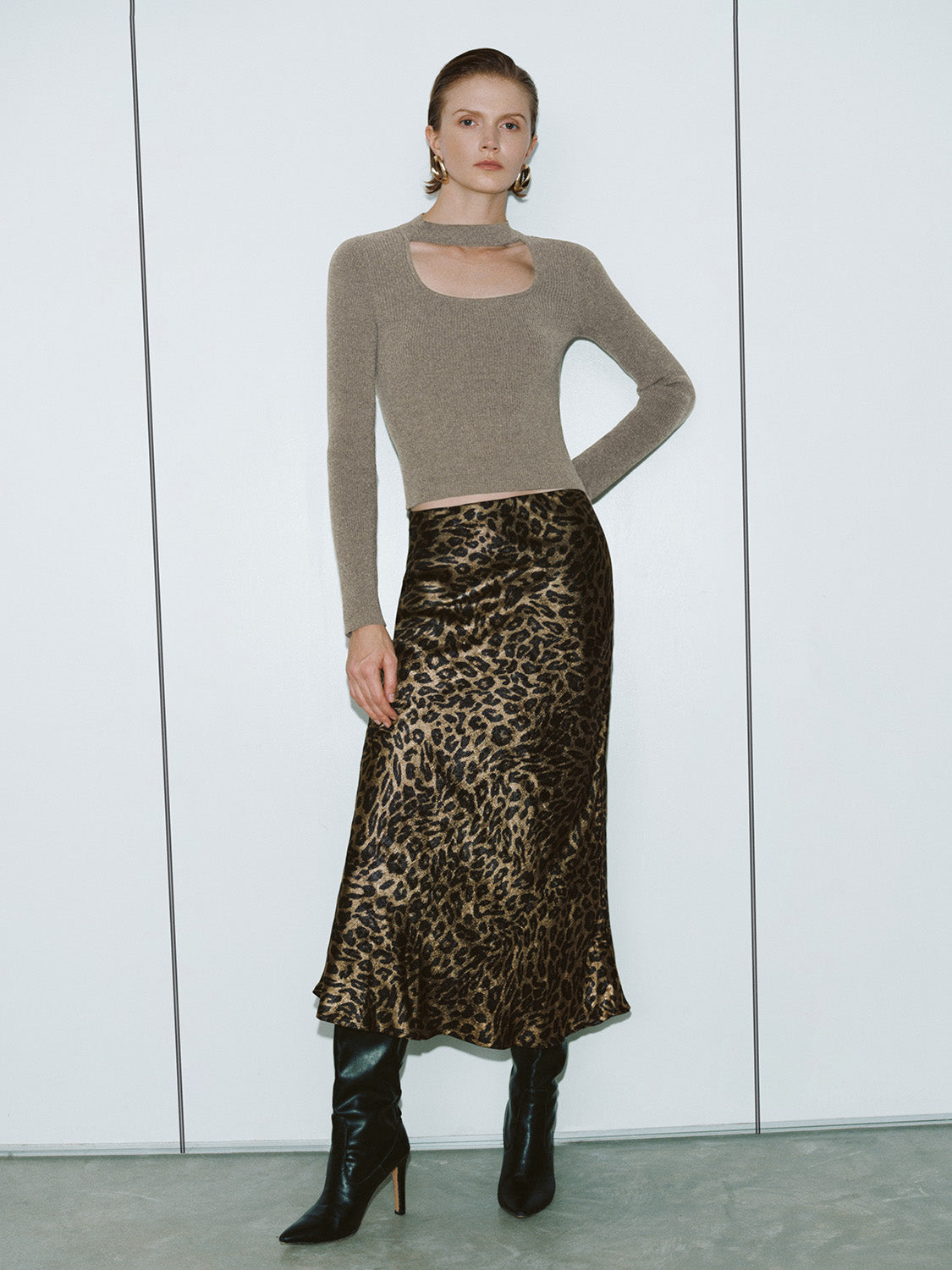 Square Neck Knitted T-Shirts