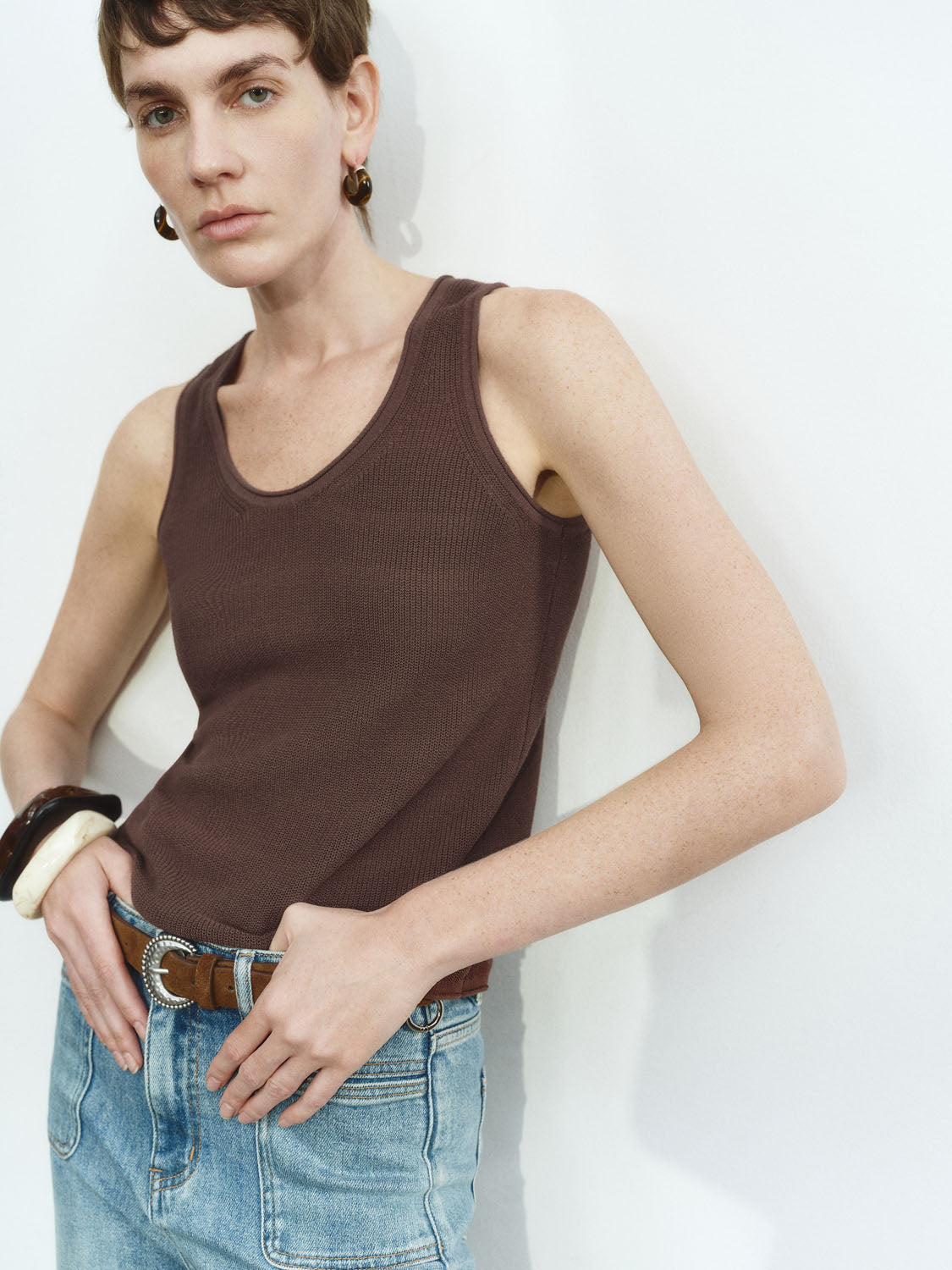 Knitted Sleeveless T-Shirts