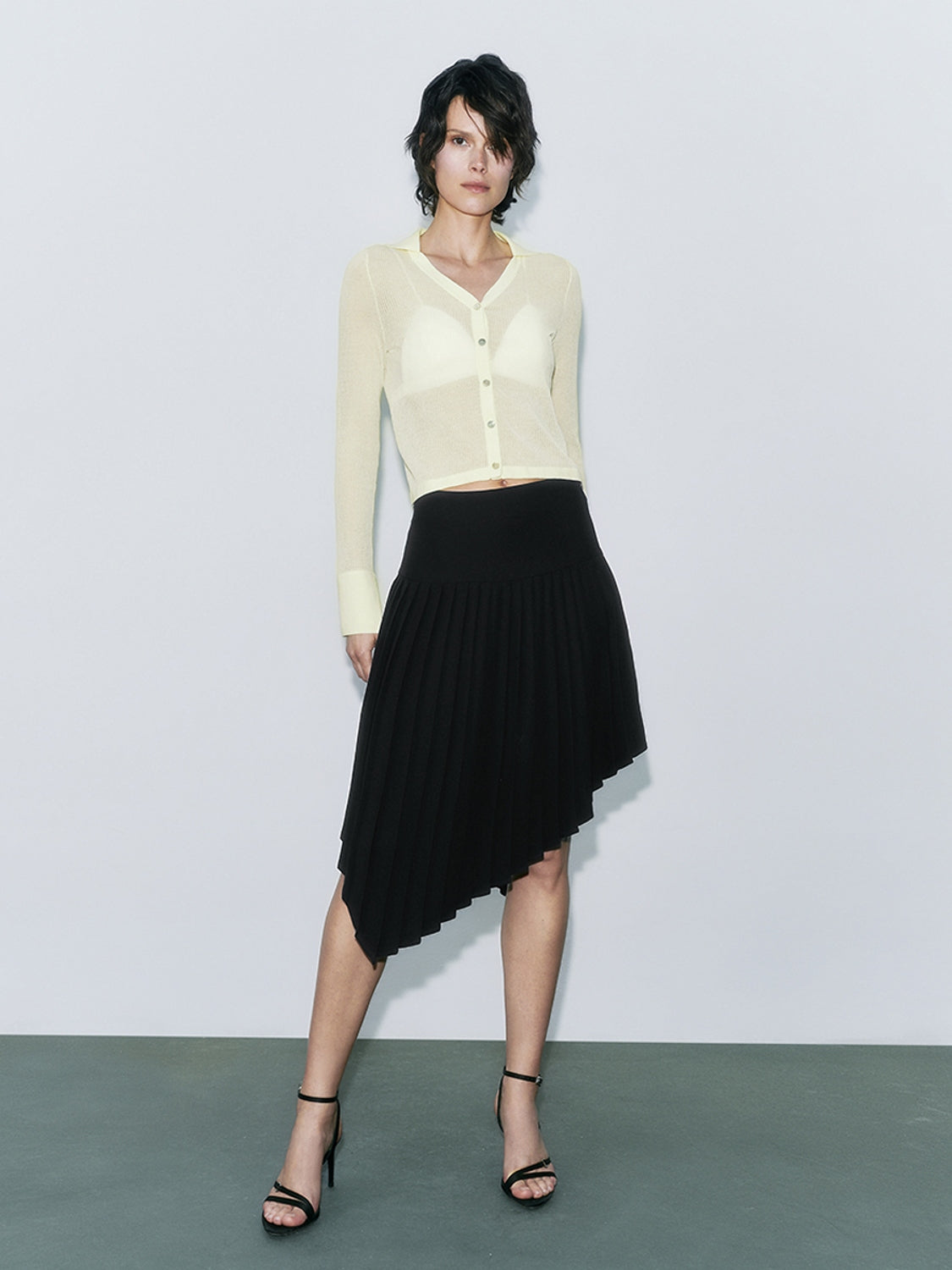 Cropped Knitted Cardigans