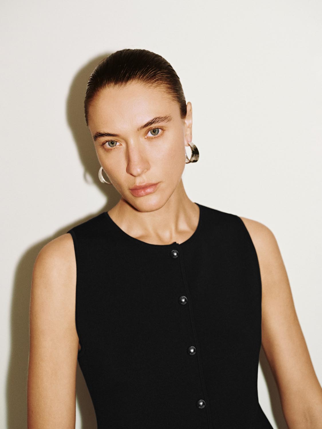 Sleeveless Knitted Cardigans