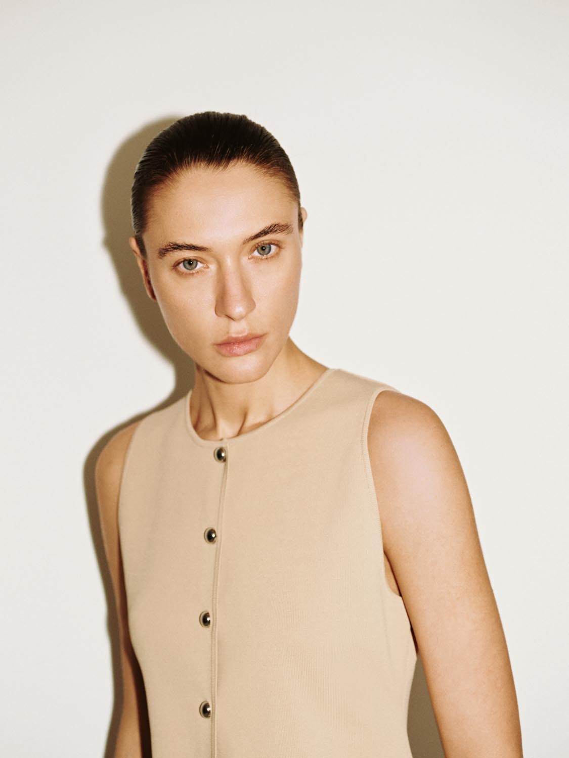 Sleeveless Knitted Cardigans