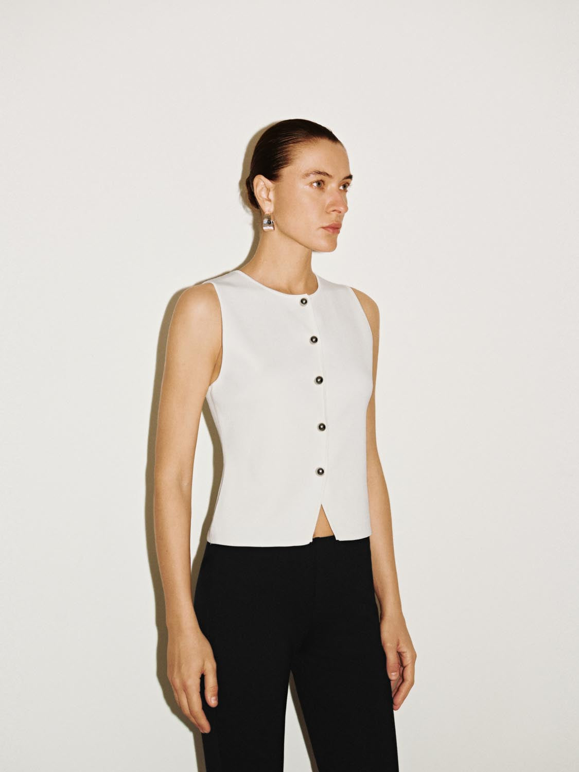 Sleeveless Knitted Cardigans