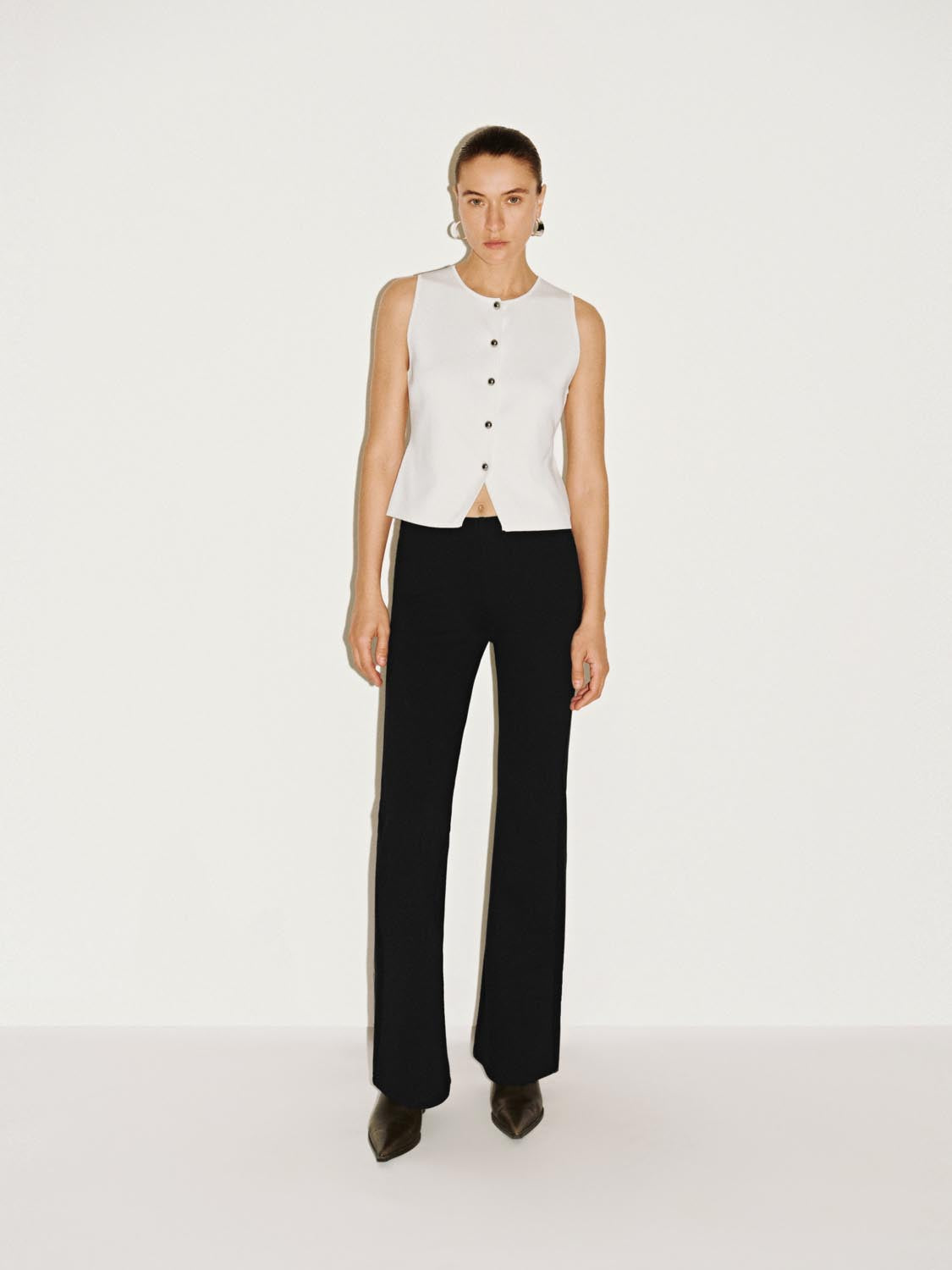 Sleeveless Knitted Cardigans