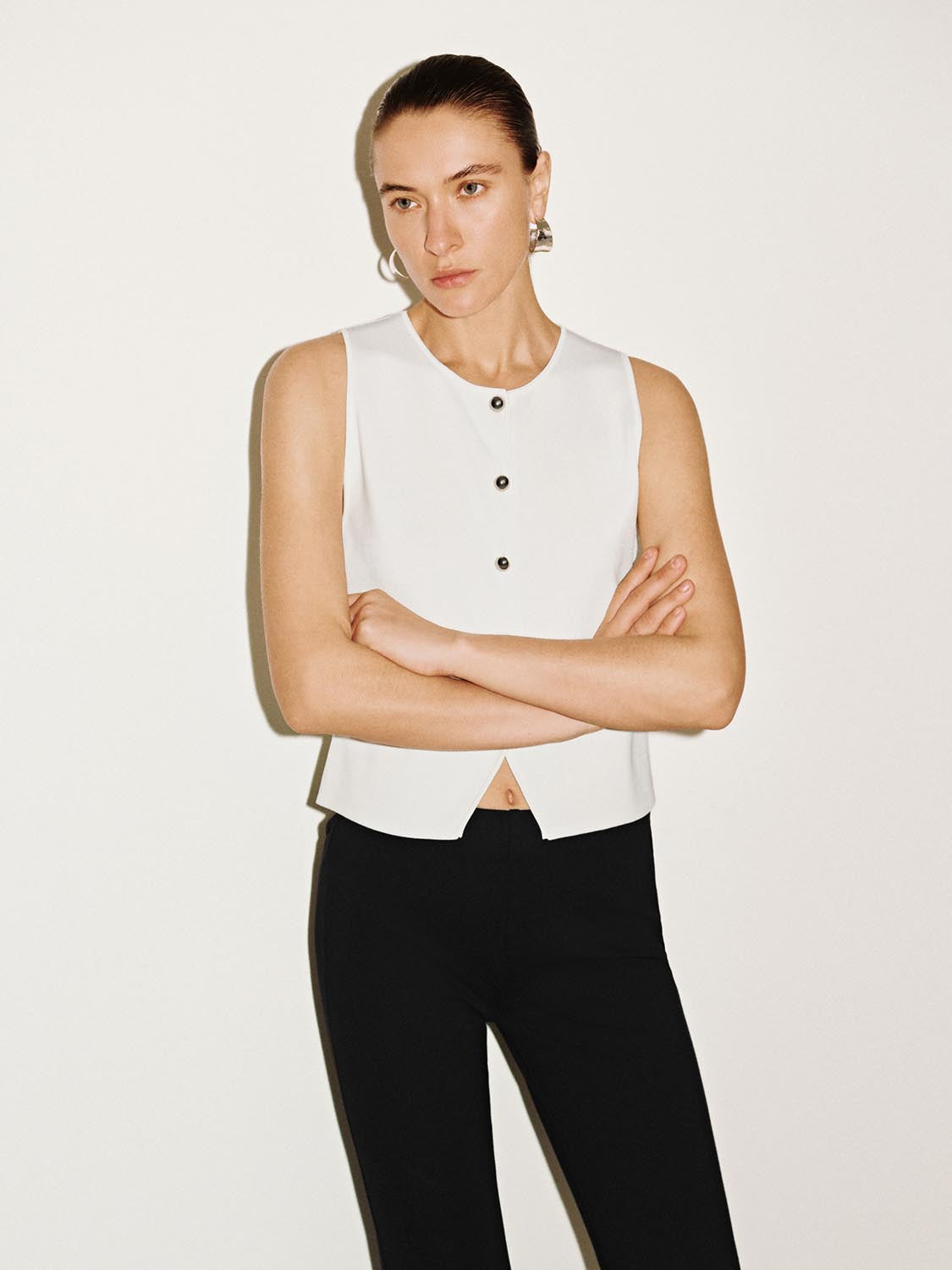 Sleeveless Knitted Cardigans